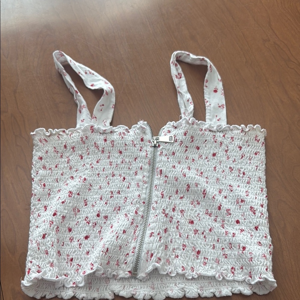 PacSun White and Red Floral Cropped Top